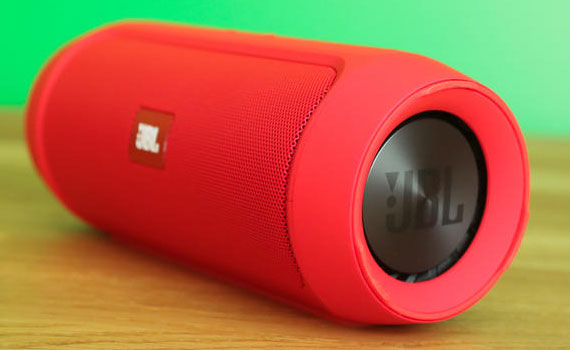 Loa JBL Charge 3 cho âm thanh mạnh mẽ